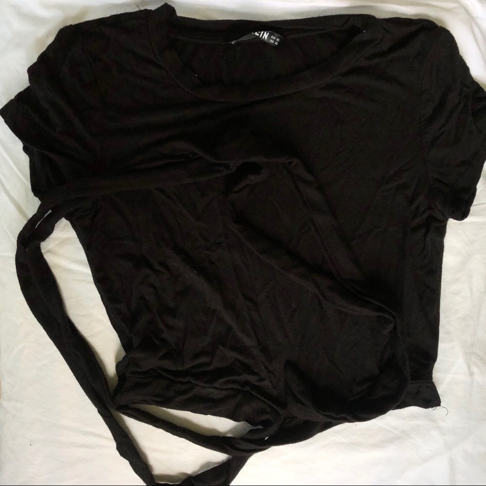 SHEIN Black Tie Crop Top